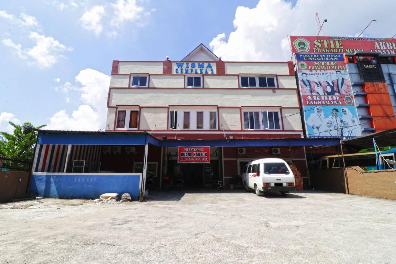 Отель Wisma Cempaka 2 Syariah Parit  Экстерьер фото