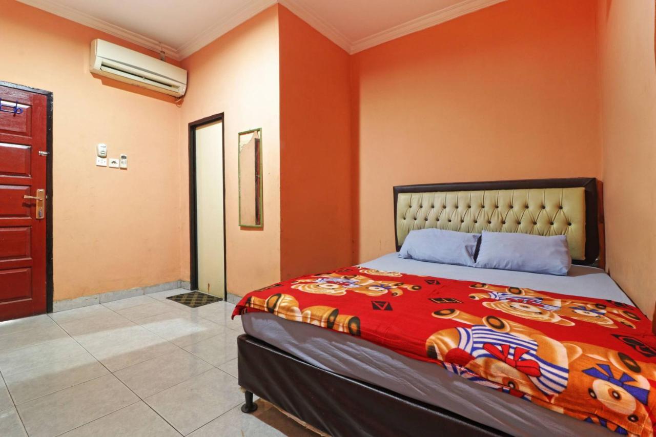 Отель Wisma Cempaka 2 Syariah Parit  Экстерьер фото
