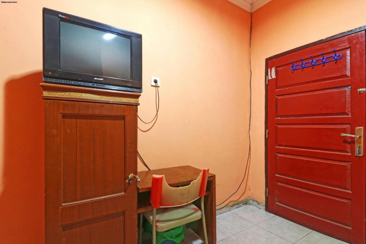 Отель Wisma Cempaka 2 Syariah Parit  Экстерьер фото